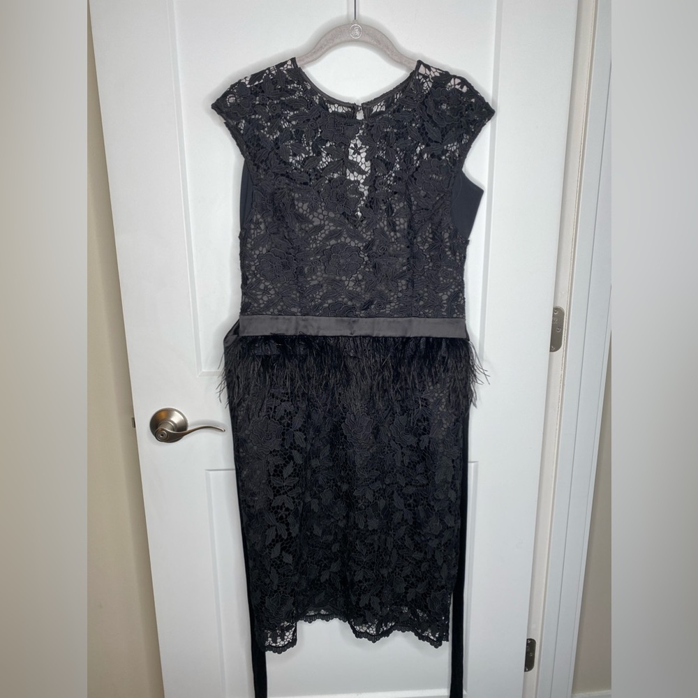 Lipsy London VIP Embroidered Lace Ostrich Feather Cocktail Black Dress Size 10